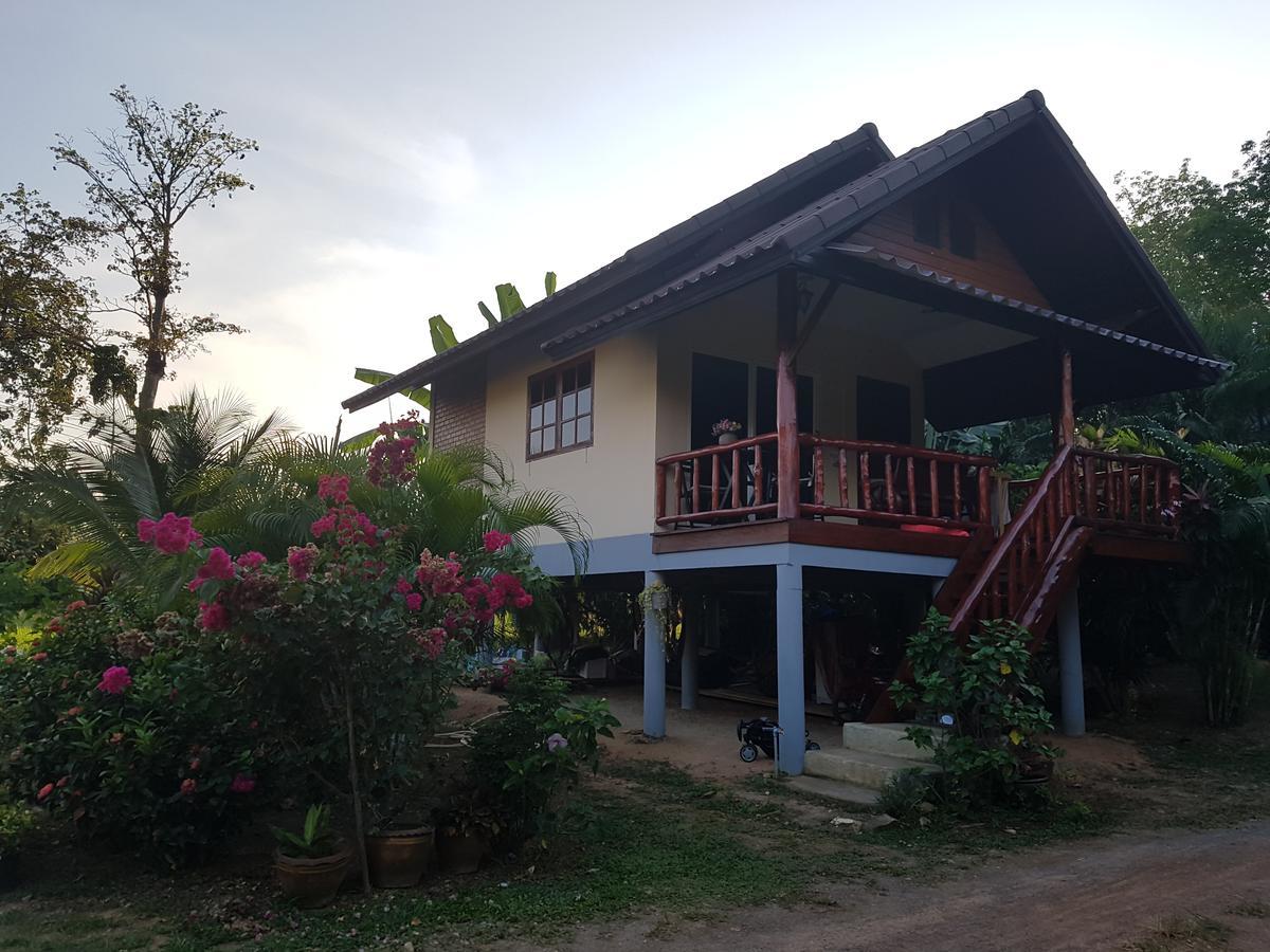 Mookdaman Bungalow Ko Yao Noi Bagian luar foto